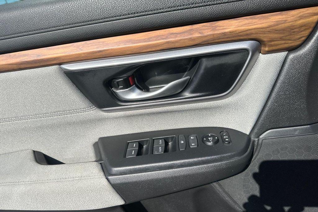 used 2021 Honda CR-V car, priced at $25,887