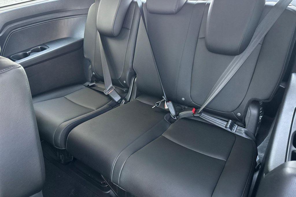 new 2026 Honda Odyssey car, priced at $44,745