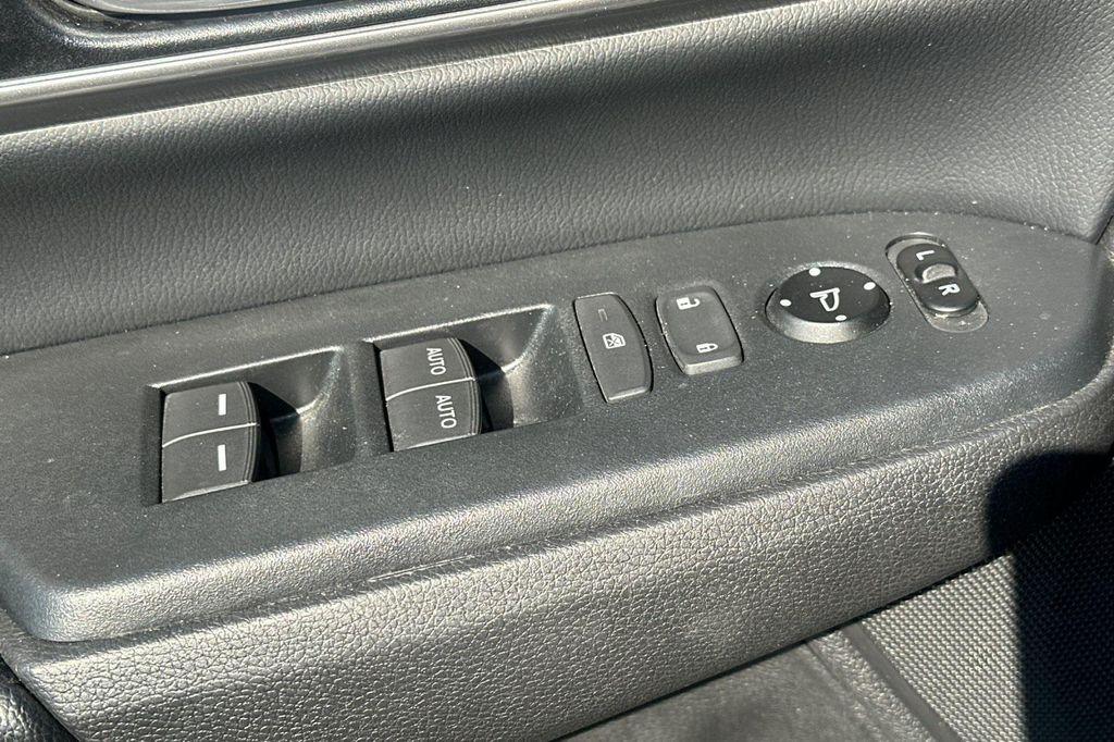 used 2018 Honda CR-V car, priced at $21,051
