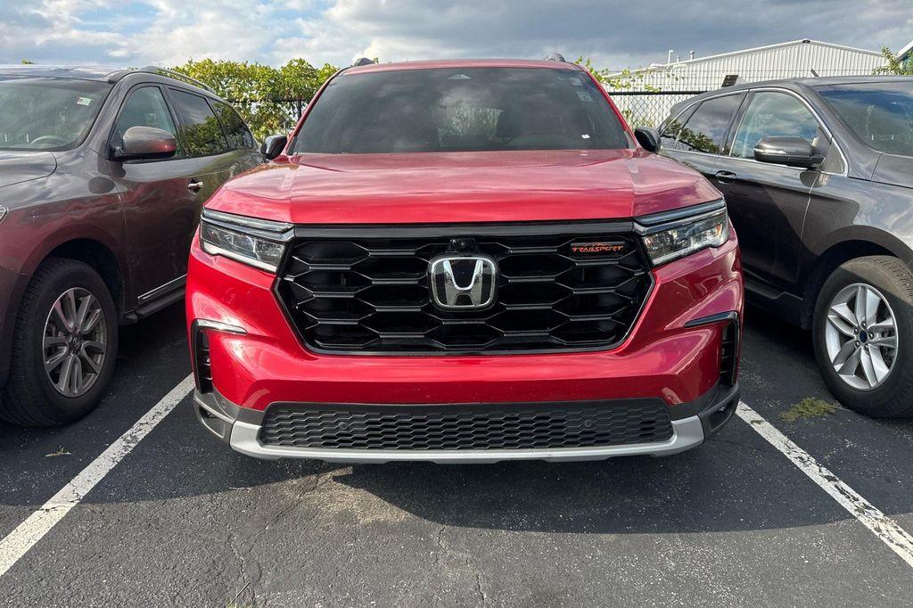 used 2024 Honda Pilot car, priced at $43,984