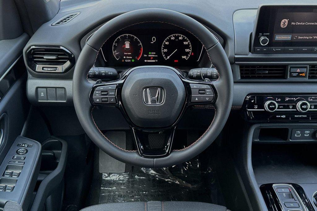 new 2025 Honda Pilot car, priced at $44,205