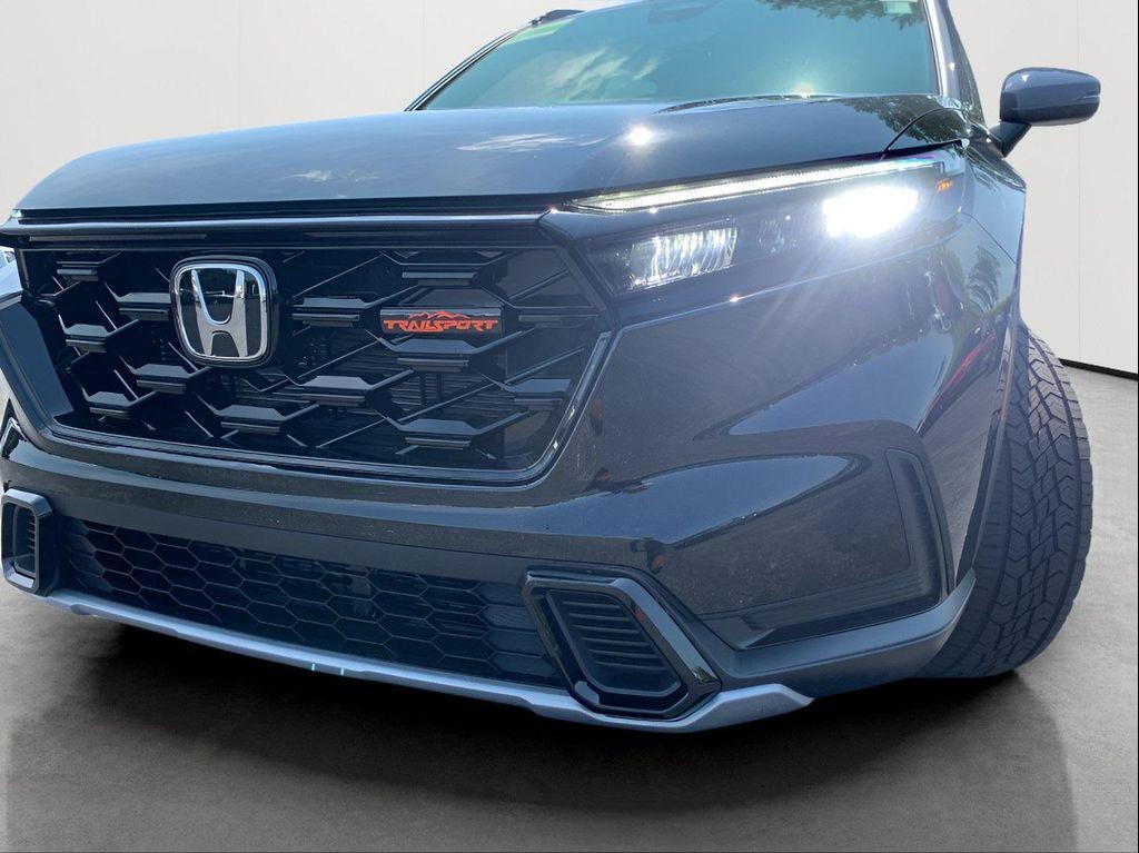 new 2026 Honda CR-V Hybrid car, priced at $40,195