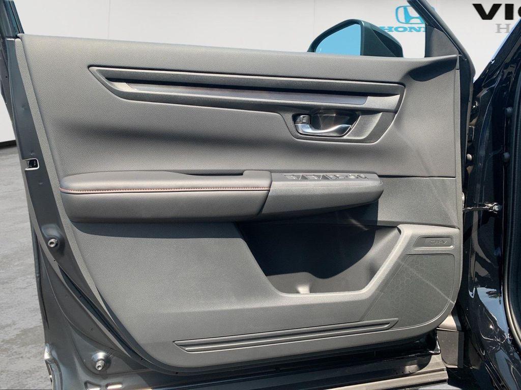 new 2026 Honda CR-V Hybrid car, priced at $40,195