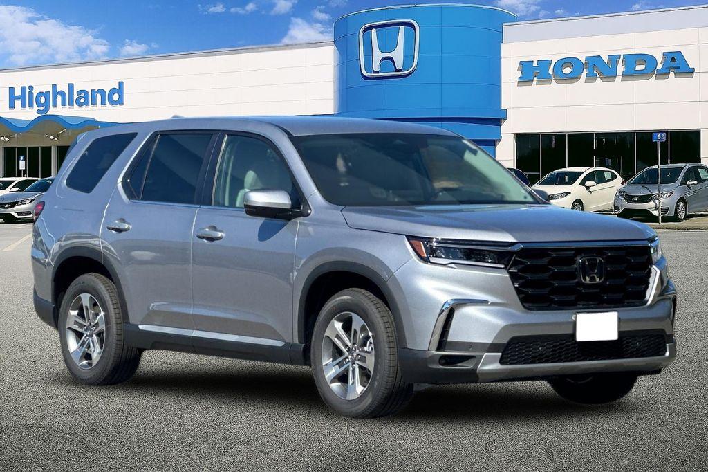 new 2025 Honda Pilot car, priced at $47,050