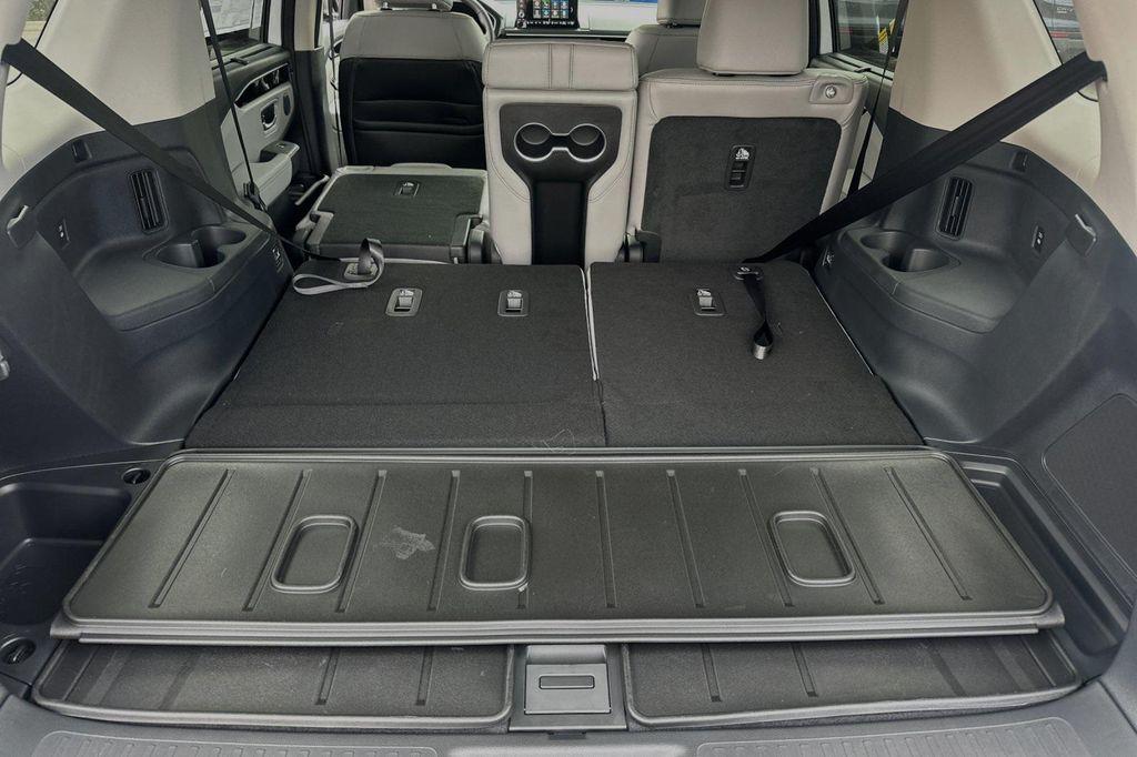 new 2025 Honda Pilot car, priced at $47,050
