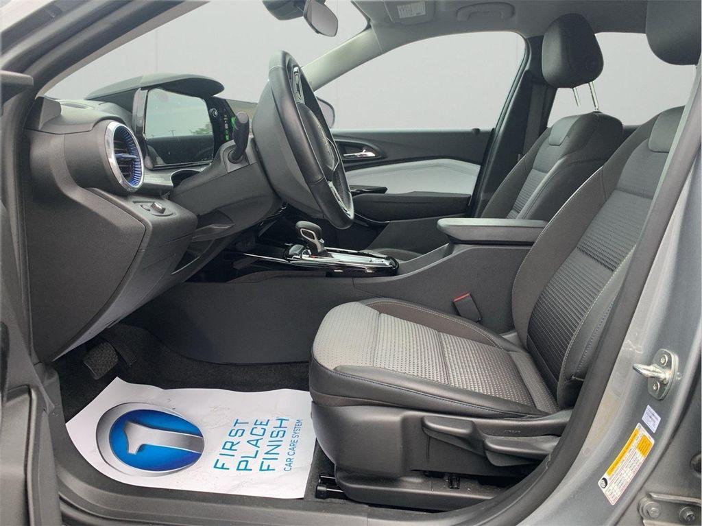 used 2024 Chevrolet Trax car, priced at $21,967