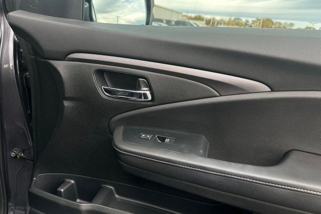 used 2023 Honda Ridgeline car, priced at $33,997