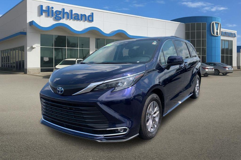 used 2024 Toyota Sienna car, priced at $41,299