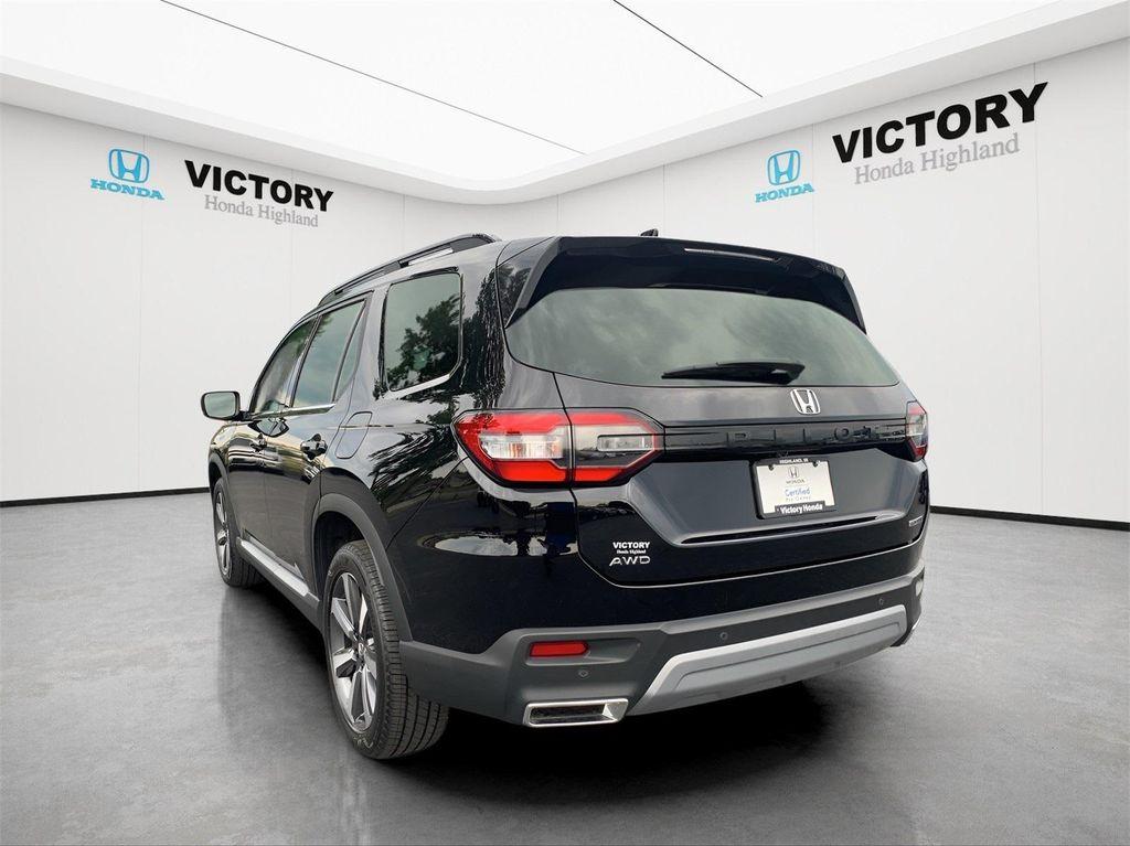used 2024 Honda Pilot car, priced at $43,743