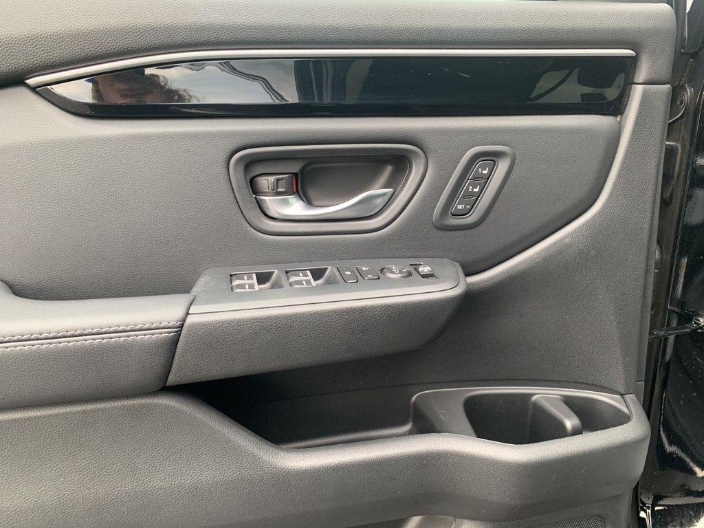 used 2024 Honda Pilot car, priced at $43,743