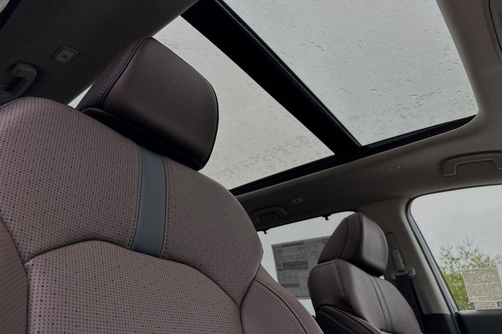 new 2025 Honda Pilot car, priced at $54,530