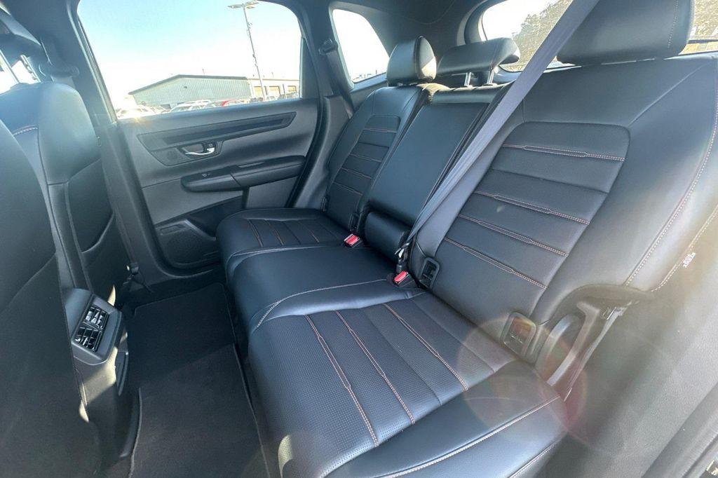 used 2024 Honda CR-V Hybrid car, priced at $33,561