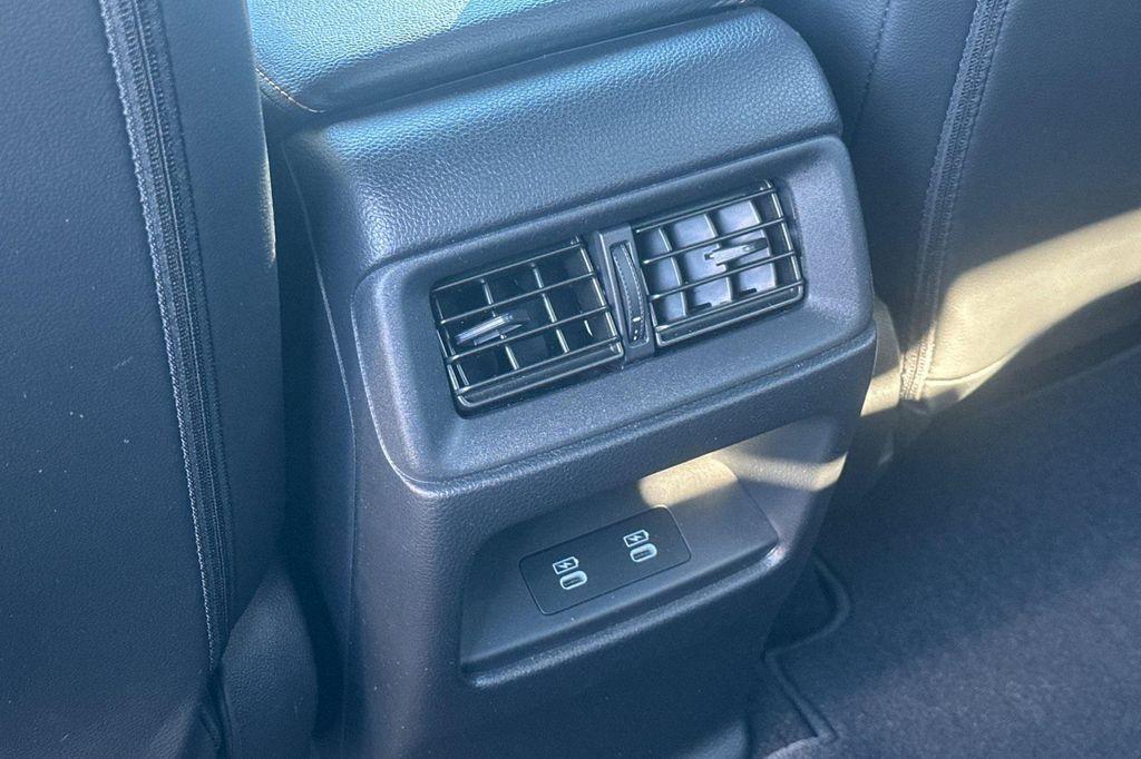 used 2024 Honda CR-V Hybrid car, priced at $33,561