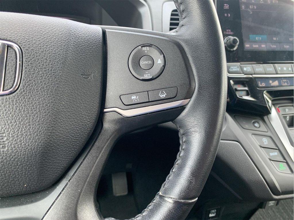 used 2023 Honda Odyssey car, priced at $35,954