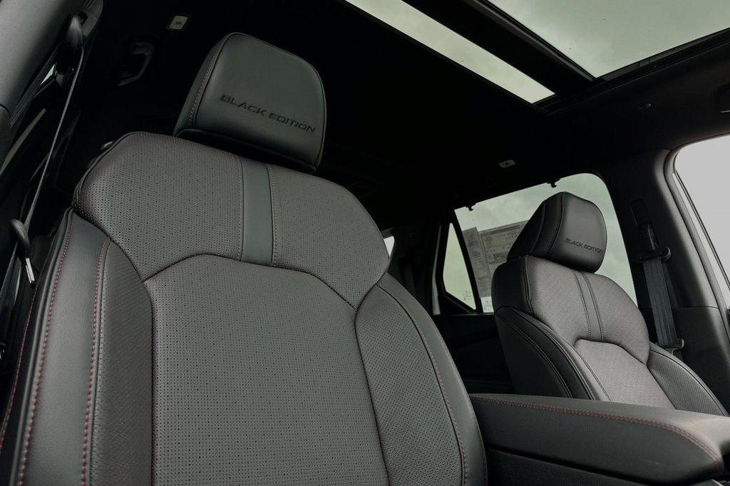 new 2025 Honda Pilot car, priced at $55,035
