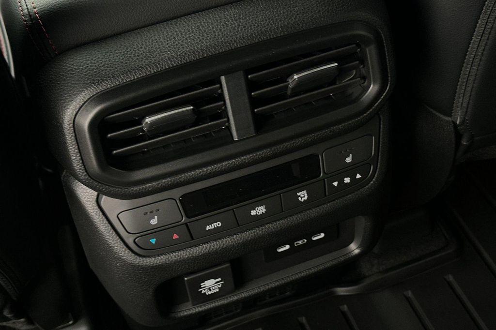 new 2025 Honda Pilot car, priced at $55,035