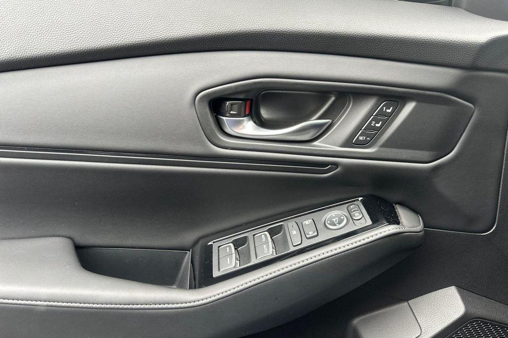 used 2025 Honda Accord Hybrid car, priced at $35,977