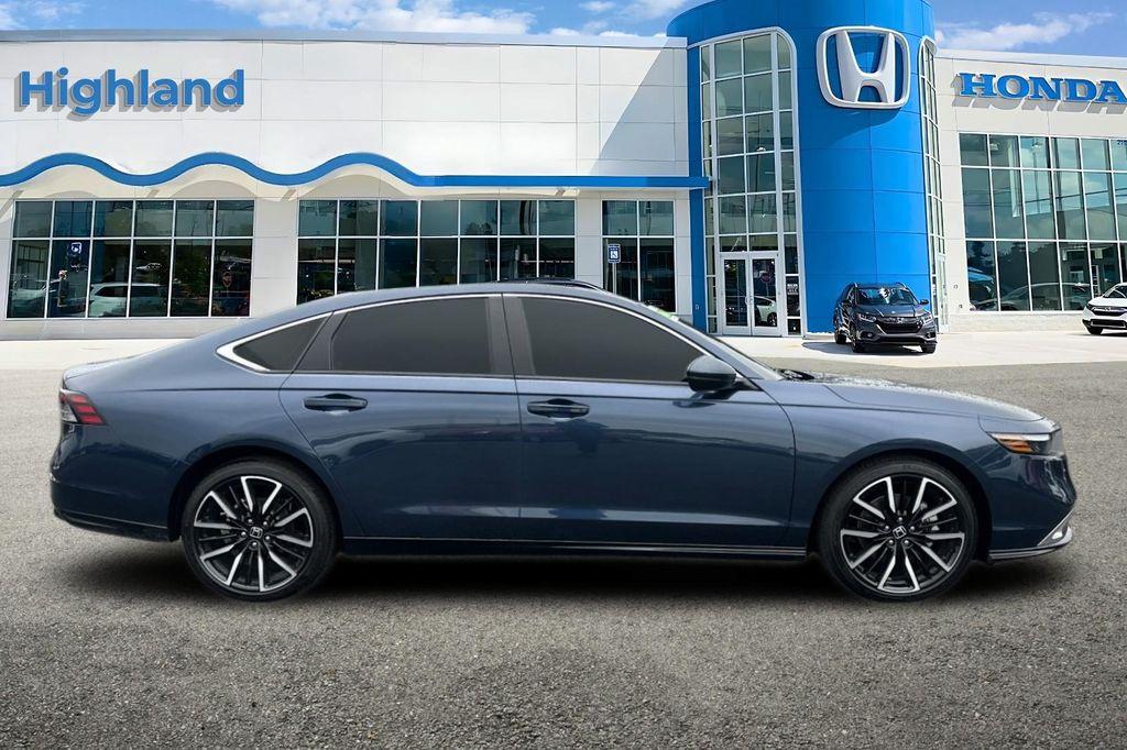 used 2025 Honda Accord Hybrid car, priced at $35,977