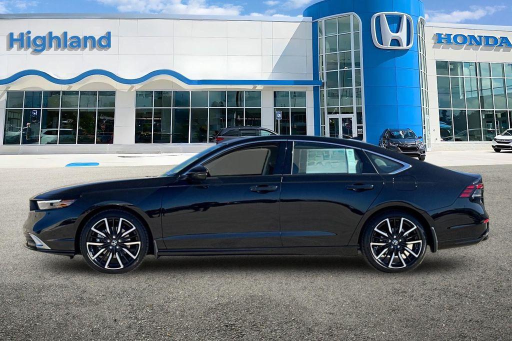 new 2025 Honda Accord Hybrid car, priced at $40,495