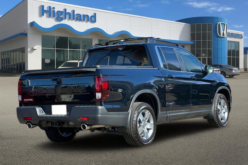 new 2025 Honda Ridgeline car, priced at $44,430