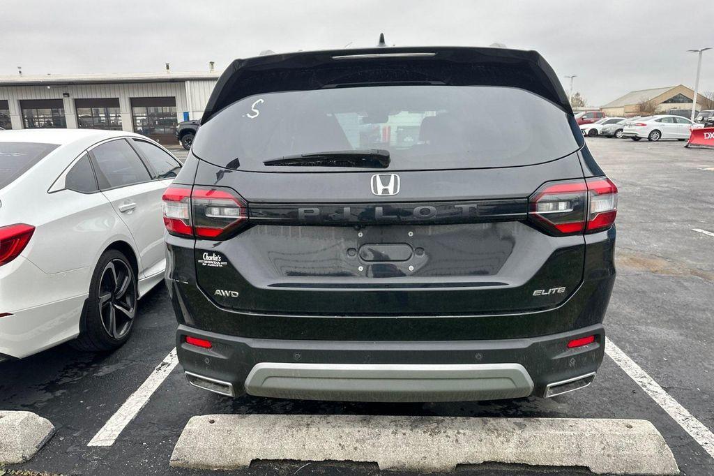 used 2023 Honda Pilot car, priced at $39,968