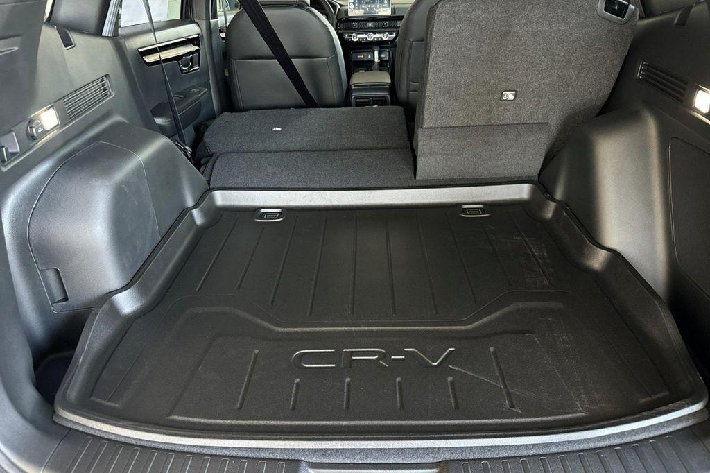 new 2026 Honda CR-V Hybrid car, priced at $44,155