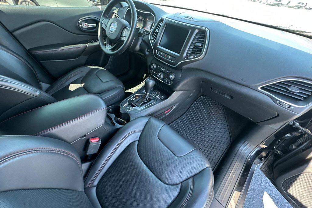 used 2019 Jeep Cherokee car, priced at $19,877