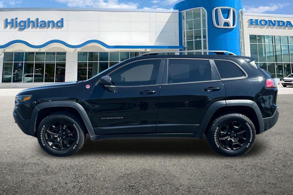 used 2019 Jeep Cherokee car, priced at $19,877