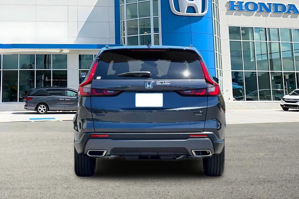 new 2026 Honda CR-V Hybrid car, priced at $43,700