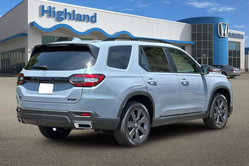 new 2025 Honda Pilot car, priced at $42,755