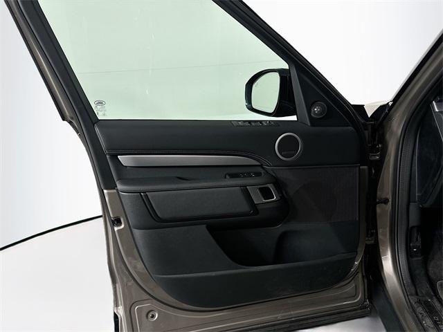 used 2024 Land Rover Discovery car, priced at $59,995