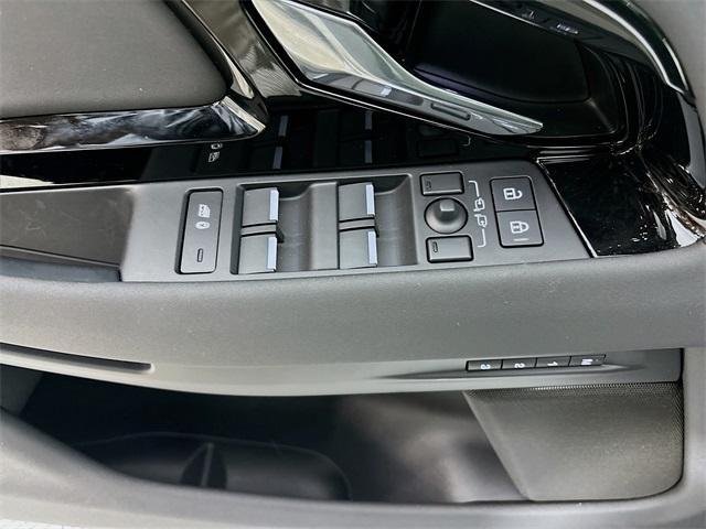 used 2025 Land Rover Range Rover Evoque car, priced at $48,995