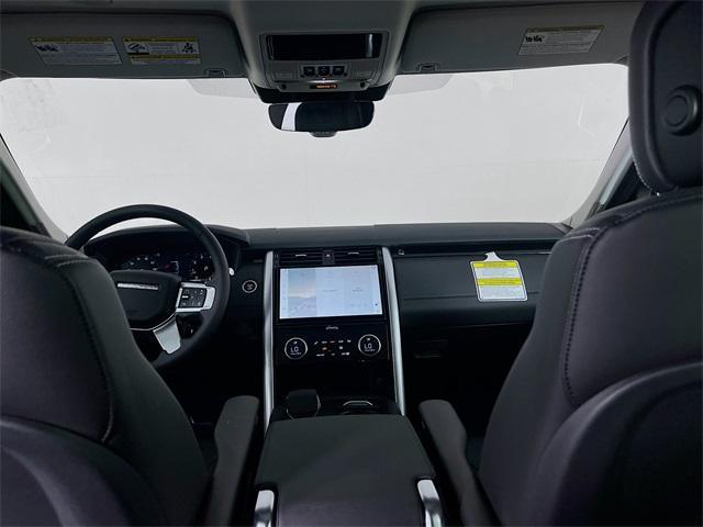 used 2024 Land Rover Discovery car, priced at $53,995
