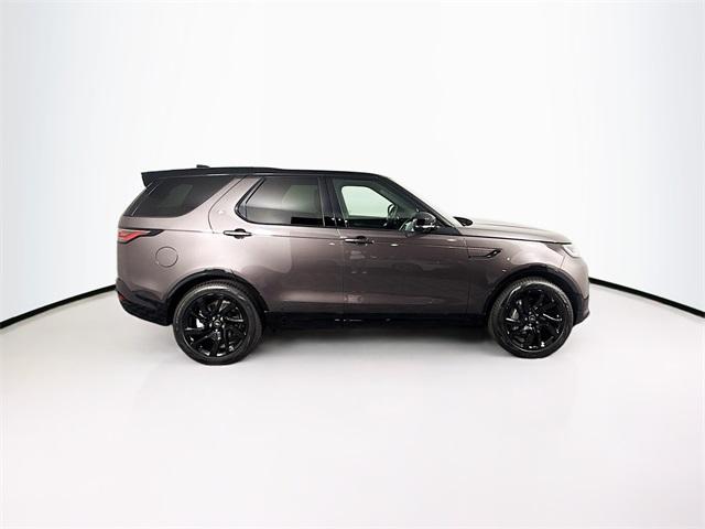 new 2025 Land Rover Discovery car, priced at $69,925
