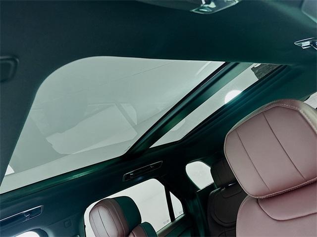 new 2025 Land Rover Range Rover Sport car, priced at $102,960