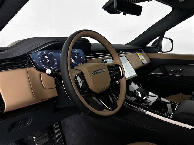 new 2025 Land Rover Range Rover Sport car, priced at $105,920
