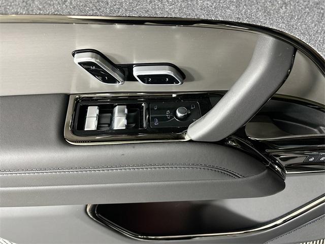 new 2025 Land Rover Range Rover Sport car, priced at $105,920