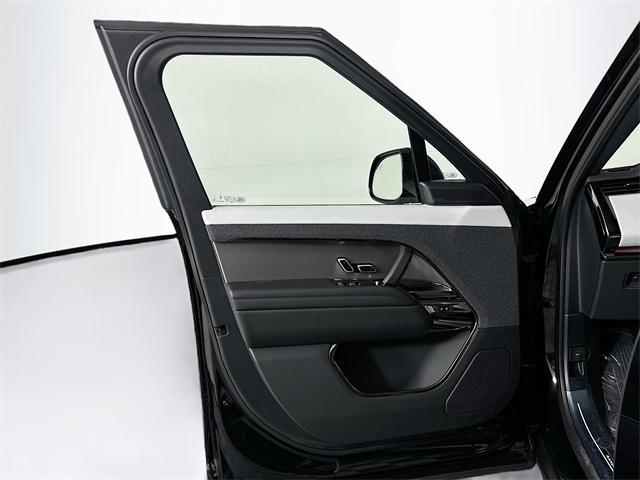 new 2025 Land Rover Range Rover Sport car, priced at $107,400