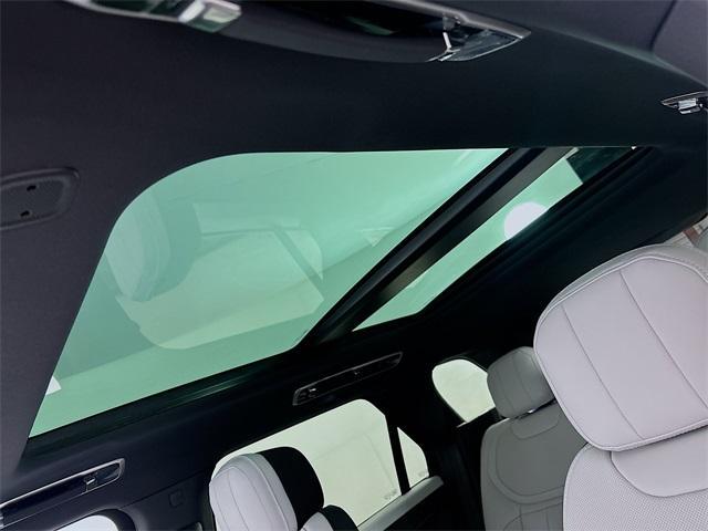 new 2025 Land Rover Range Rover Sport car, priced at $107,400