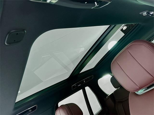 new 2025 Land Rover Range Rover car, priced at $153,750