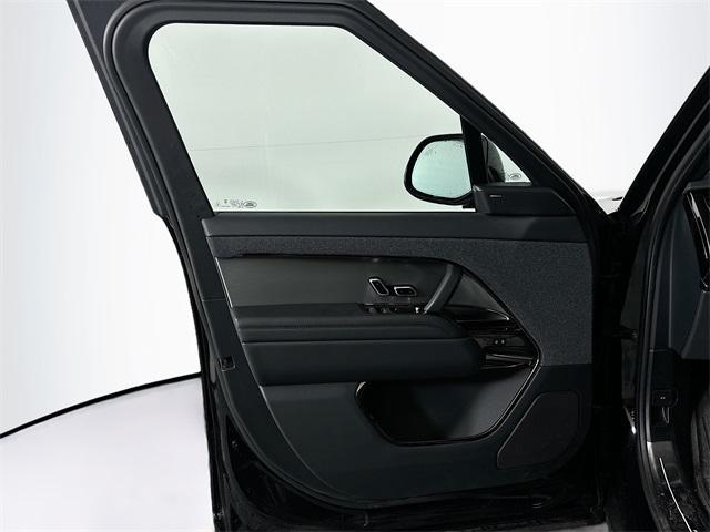new 2025 Land Rover Range Rover Sport car, priced at $85,995