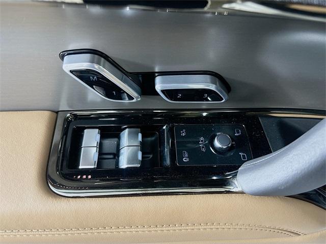 new 2025 Land Rover Range Rover Sport car, priced at $90,215