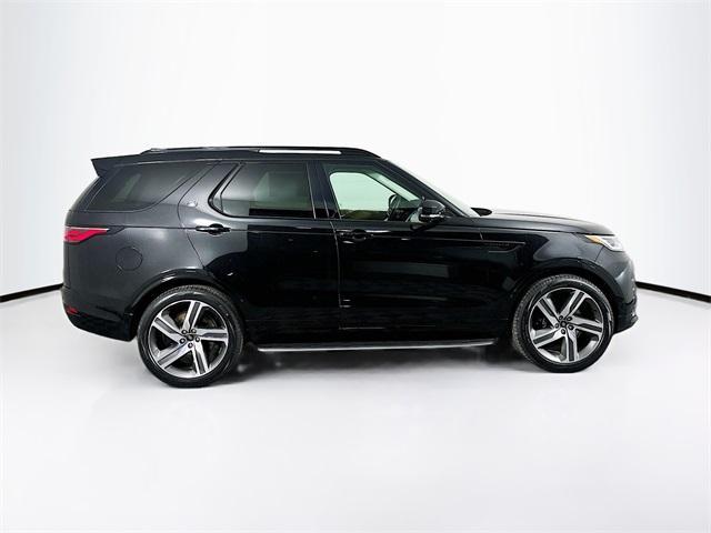 new 2025 Land Rover Discovery car, priced at $84,975