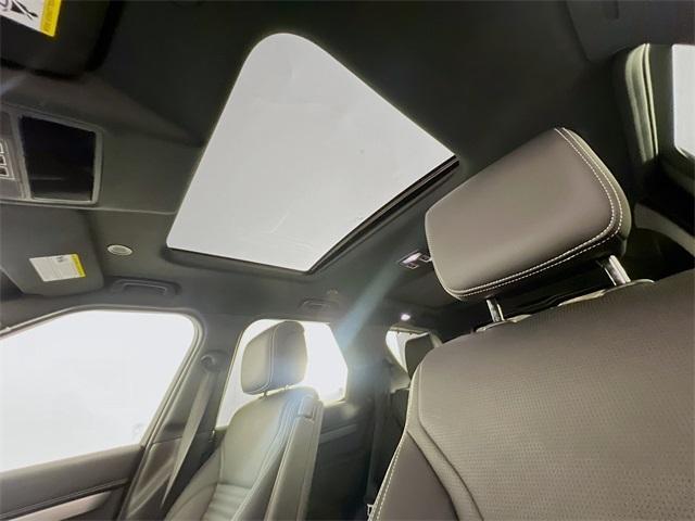 used 2024 Land Rover Discovery car, priced at $63,995