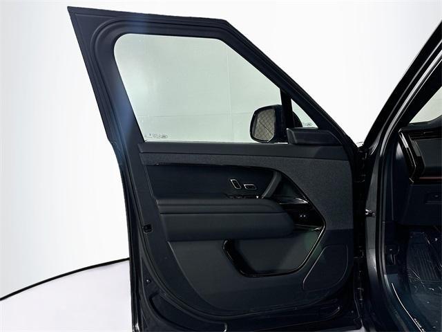 new 2025 Land Rover Range Rover Sport car, priced at $95,230