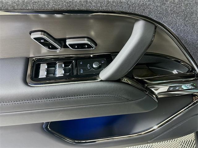 new 2025 Land Rover Range Rover Sport car, priced at $104,810