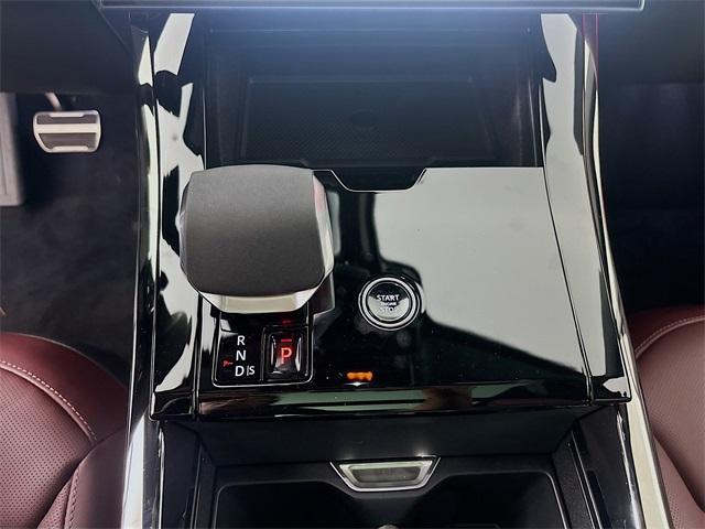 new 2025 Land Rover Range Rover Sport car, priced at $103,790