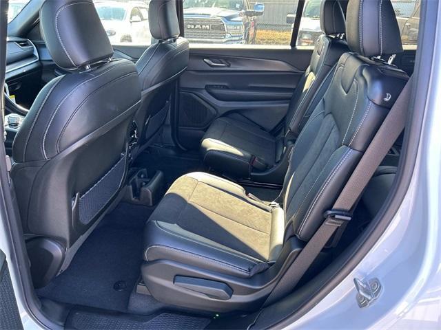 new 2024 Jeep Grand Cherokee L car, priced at $44,500