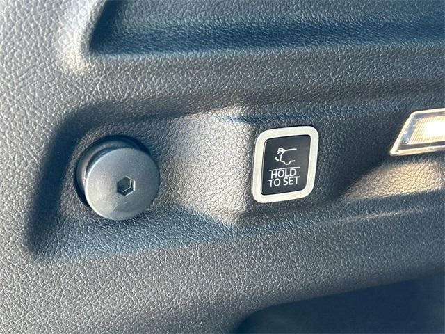 new 2024 Jeep Grand Cherokee L car, priced at $44,500
