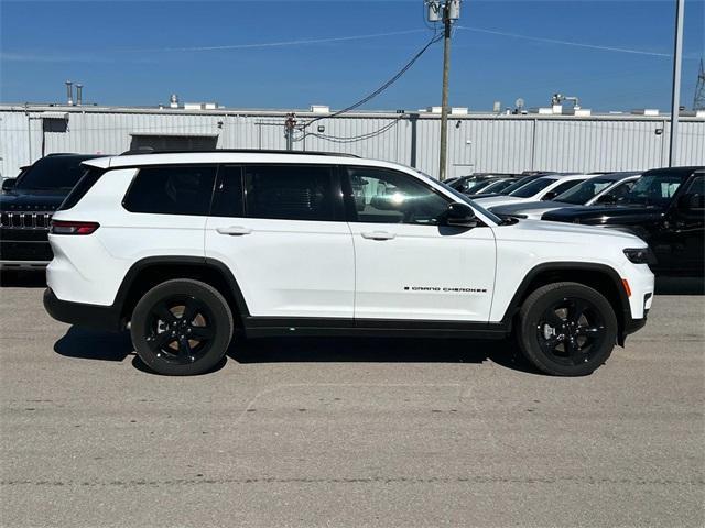 new 2024 Jeep Grand Cherokee L car, priced at $44,500